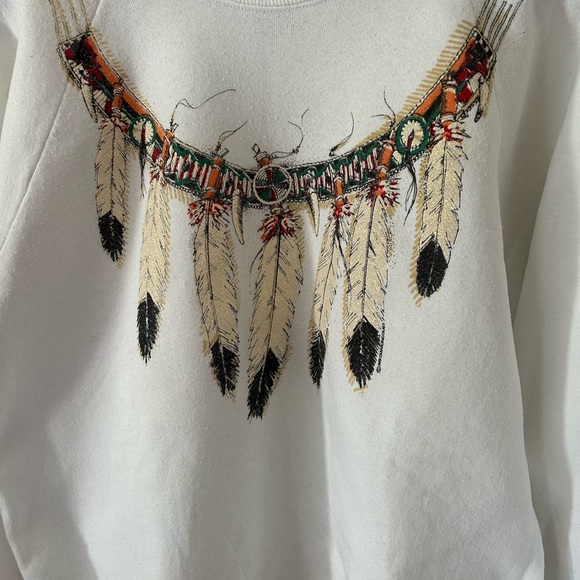Fruit of the Loom White Sweatshirt with Feather Design - Picture 5 of 11